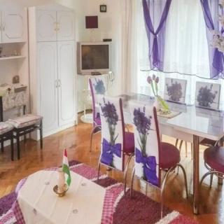 Nyaraló Villa, 4 szoba 10 férőhely