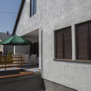 Játékbarlang Vendégház, 4 szoba 10 férőhely