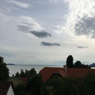 Kertből a Balatonra Vendégház, 3 szoba 6 férőhely