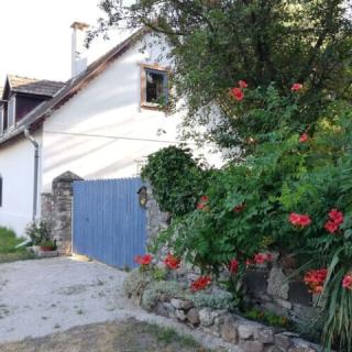 Henye Vintage Home a Káli-medencében, 3 szoba 8 férőhely