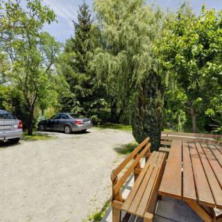 Gyapay Apartman, 5 apartman 10 férőhely