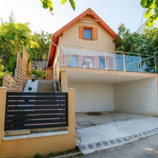 Panoráma Vendégház, 3 szoba 6 férőhely