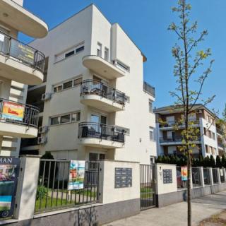 Betti Apartman, 1 apartman 6 férőhely