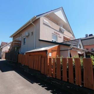 Barbara Ház Apartman, 5 apartman 10 férőhely