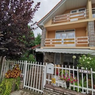 Májusfa Apartman, 1 apartman 7 férőhely