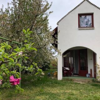 Dóra Apartmanház, 2 apartman 9 férőhely