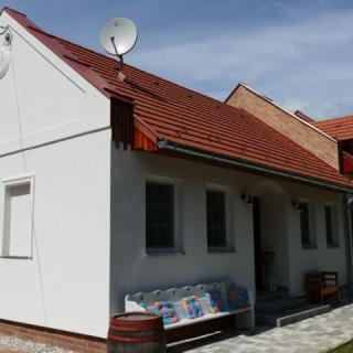 Era Apartman, 2 apartman 6 férőhely