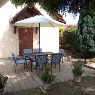 Nyaralóház Wi-Fi-vel és klímával, 1 apartman 10 férőhely