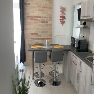 Balatonlelle Gyöngye Apartman, 1 apartman 4 férőhely