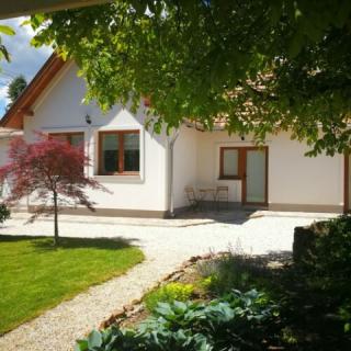 Kő a Hegyből Vendégház, 4 szoba 8 férőhely