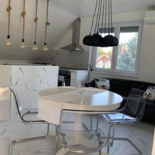 Mária Full House Apartman, 1 apartman 4 férőhely