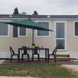 Szemes Mobile Homes Üdülőházak, 6 szoba 12 férőhely