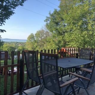 Kiss Vendégház, 1 apartman 8 férőhely