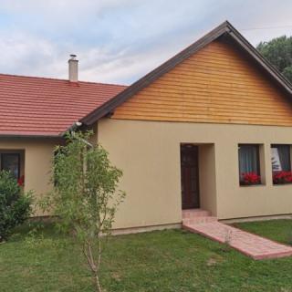 Erdő Szélén Házikó Vendégház, 2 szoba 4 férőhely