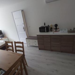 Enikő Apartman, 1 apartman 5 férőhely