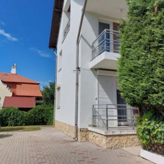 Golden Beach Apartments, 4 apartman 16 férőhely