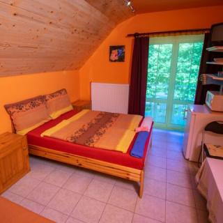 Árpi-Ria Üdülőház, 8 szoba 16 férőhely