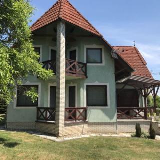 Balaton Garden Apartman, 3 apartman 14 férőhely
