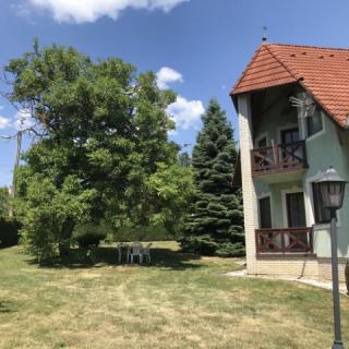 Balaton Garden Apartman, 3 apartman 14 férőhely