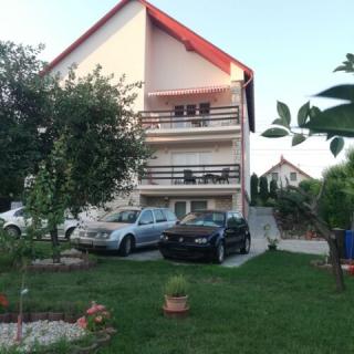 Napola Apartman, 4 apartman 8 férőhely