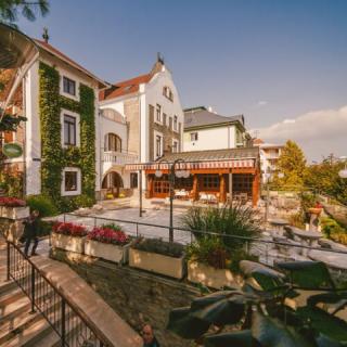 Park Hotel, 27 szoba 57 férőhely