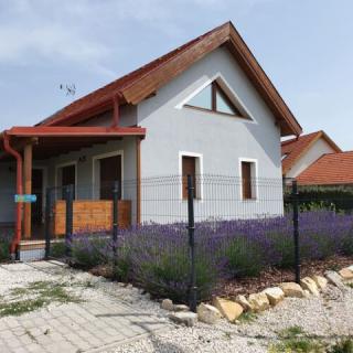 Árvalányhaj Vendégház, 3 szoba 6 férőhely