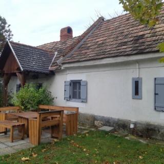 A#039;la Maison Vendégház, 3 szoba 8 férőhely