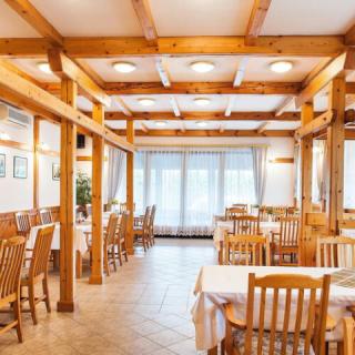 ALina Apartmanház, 16 apartman 40 férőhely