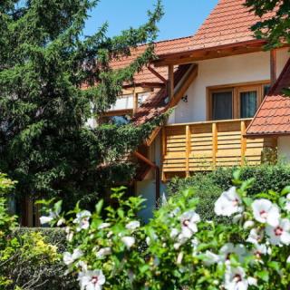 ALina Apartmanház, 16 apartman 40 férőhely