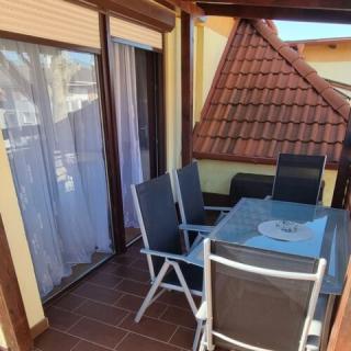 Apartman For 4, 1 apartman 4 férőhely