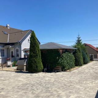 Grey Lavender Home Apartman, 4 apartman 14 férőhely