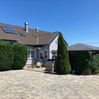 Grey Lavender Home Apartman, 4 apartman 14 férőhely