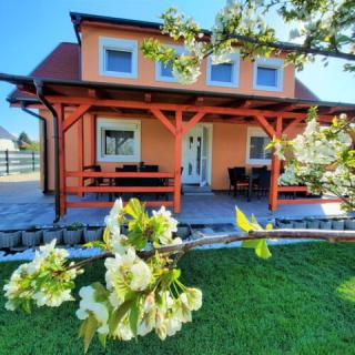 RR Vendégház, 5 szoba 10 férőhely