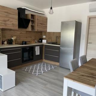 EdisonVilla213 Apartman, 1 apartman 2 férőhely