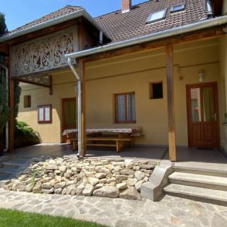 Körtefa Vendégház, 1 apartman 12 férőhely