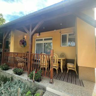 MaNoMi Vendégház, 3 szoba 6 férőhely