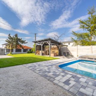 Sóstó Pihenőház, 4 apartman 12 férőhely