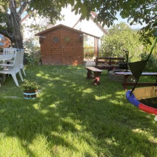 Esz-Ti Apartman, 3 apartman 8 férőhely