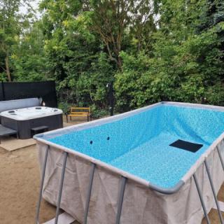 Four Flowers Apartman, 4 apartman 24 férőhely