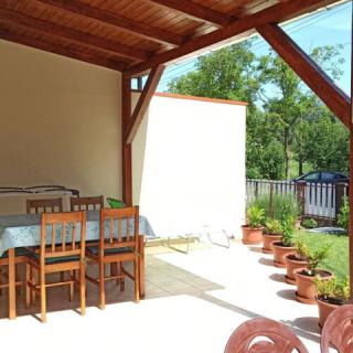 Nyugi Nyaraló, 2 szoba 5 férőhely