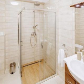 Elina Apartman, 1 apartman 2 férőhely