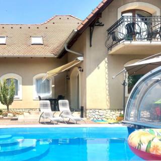 Helka Apartmanház, 9 apartman 40 férőhely