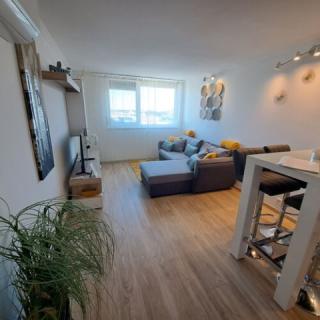 CadetLux Apartman, 1 apartman 4 férőhely