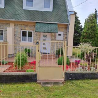 Molly Apartman, 1 apartman 5 férőhely