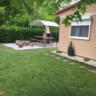Kökszi Beach Nyaralóházak 2, 2 szoba 8 férőhely