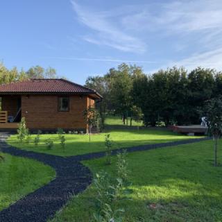 Faház a kertben, 2 faház 8 férőhely