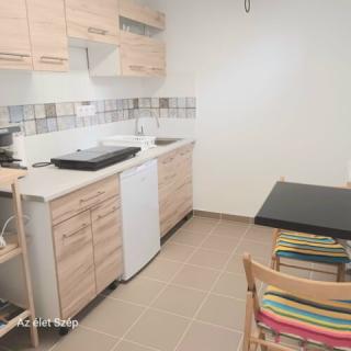 Bíbor Apartman, 1 apartman 4 férőhely