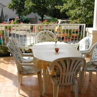 Bor Apartmanház, 3 apartman 12 férőhely