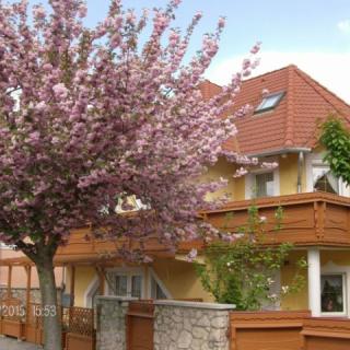 Zsuzsanna Apartman, 2 apartman 4 férőhely