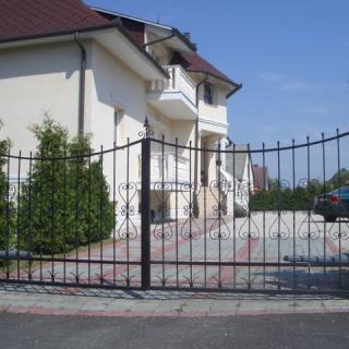 Hegyi Panzió, 8 szoba 16 férőhely